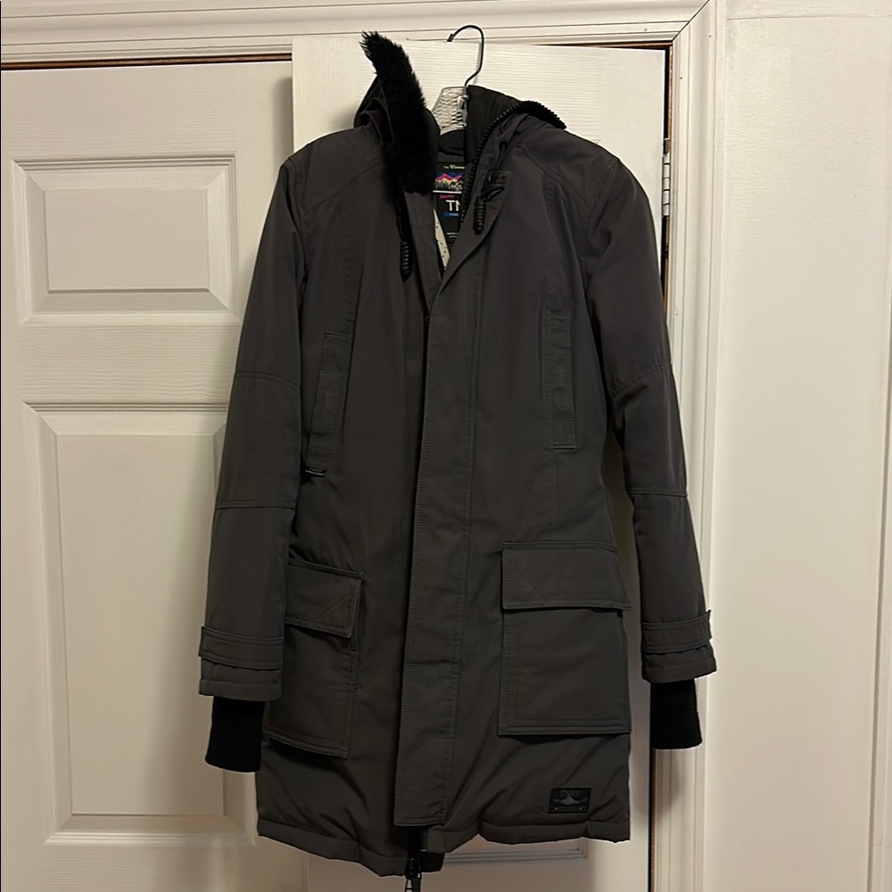 TNA Gray Parka Jacket and Insulated Design